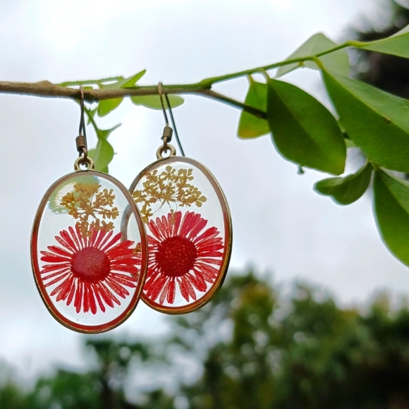 Pressed Dried Flower Drop Earrings in Clear Resin Red and Yellow Flowers - Picture 2 of 7